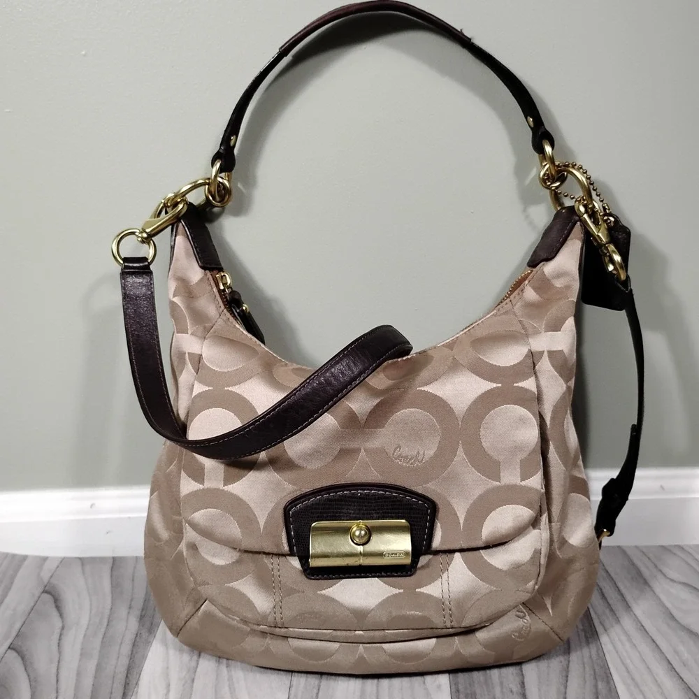 Coach Kristin Op Art Sateen Hobo Bag 19331 Khaki Mahogany Signature Shoulder